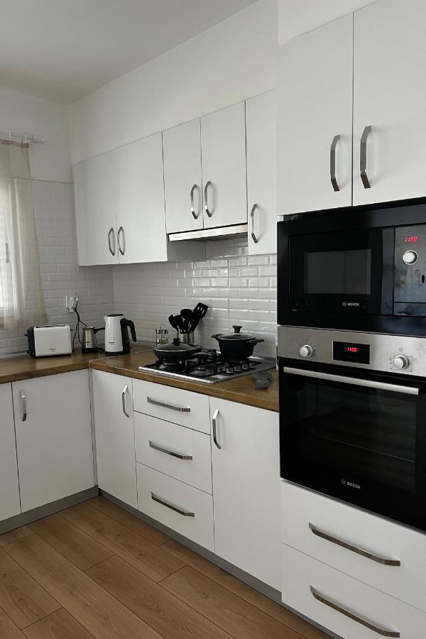 Stylish 3 Bedroom Apartment In Kyrenia  Exterior foto