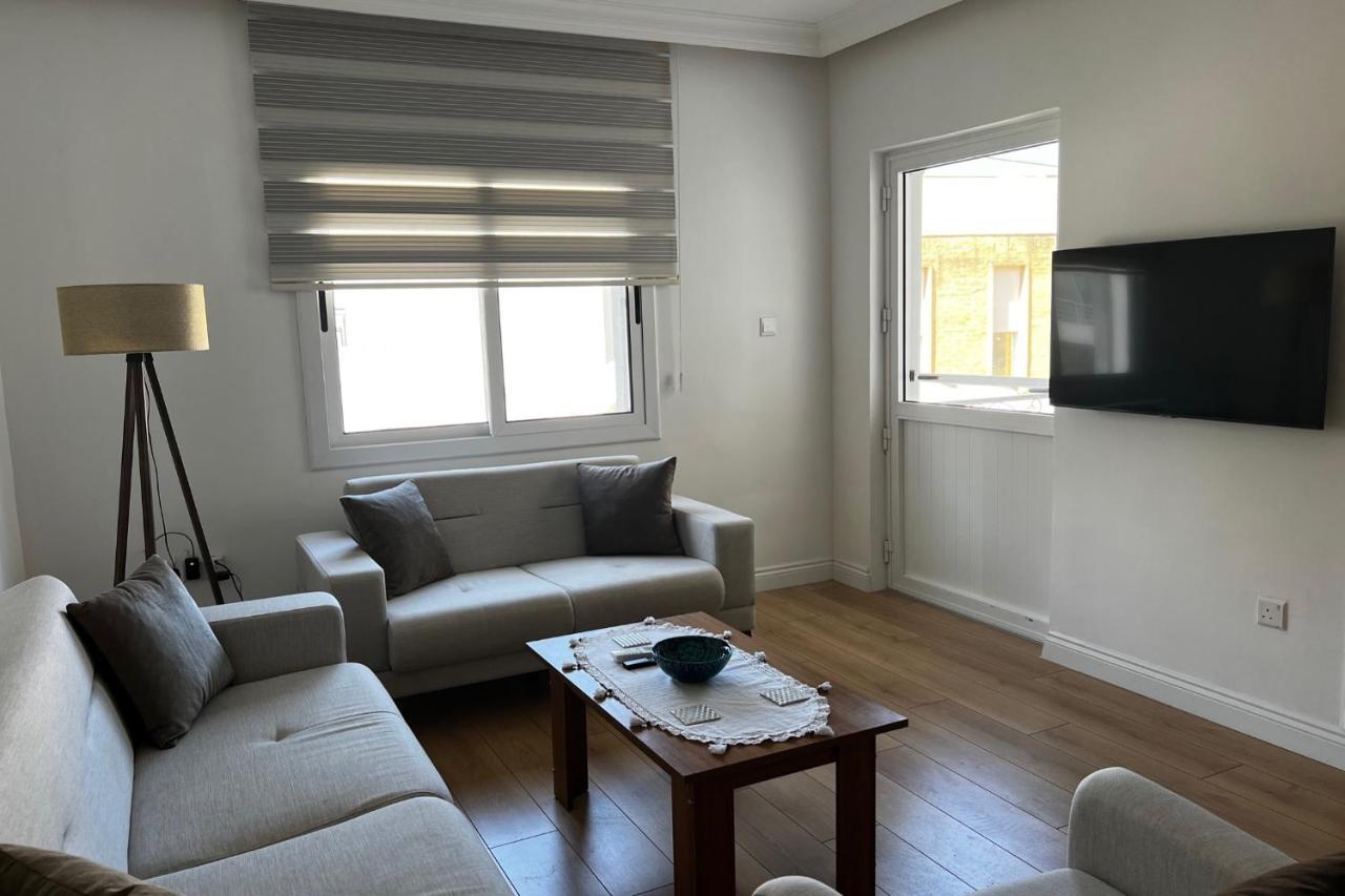 Stylish 3 Bedroom Apartment In Kyrenia  Exterior foto